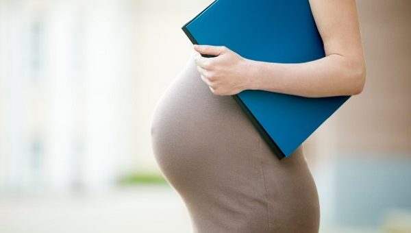 Se puede terminar el contrato de prestación de servicios a una embarazada?